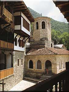 visit Ohrid and Macedonia book accommodation